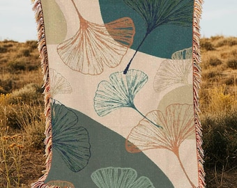 Gingko Woven Blanket Gingko Leaf Throw Botanical Tapestry Minimalist Boho Summer Bedspread Elegant Gingko Decor Boho Throw Plant Lover
