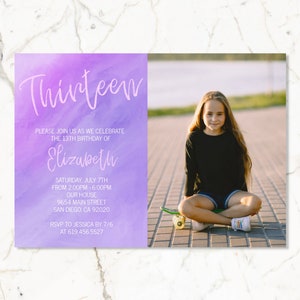 Faire-part d&#39;anniversaire violet aquarelle avec photo/filles femmes enfants adolescents/tout âge/invitations d&#39;anniversaire violettes imprimables/téléchargement instantané/Corjl