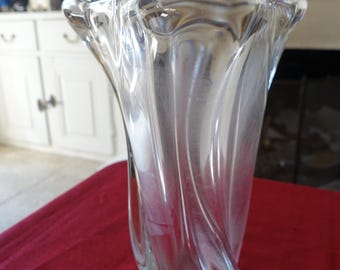 large vintage crystal vase from the 60s Baccarat Saint Lambert?