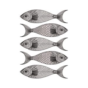 Digitales Stickmuster von 5 Fischen, mit christlicher Symbolik und nautischem Stil. 5 Größen - Maschinenstickmuster