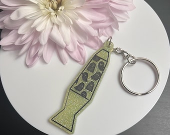 Ghost Lava Lamp Keychain –  Spooky Gift, Handmade Resin Halloween Accessory