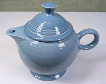 Vintage Fiesta Ware Periwinkle Blue Fiestaware Tea Pot w/Lid Retired Color