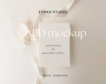 Maqueta de tarjeta con sobre de lazo neutro (plana) / Maqueta de papel de boda de ensueño / Maqueta de invitación estética moderna (foto)