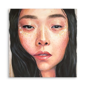 Estoy bien / Arte pintado a mano hecho a mano, obra de arte original, fotorrealista, chica pecosa, labios rojos, chica de ojos negros, regalo, arte de pared de cabello negro