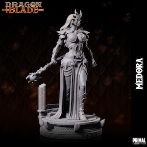 Medora, The Dark Dragon Queen / DnD / Pathfinder / 5e / Miniature / Primal Collectibles