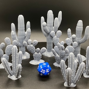 Resin Cactus scatter terrain for 28-30mm scale (9 different sculpts) / DnD / Pathfinder / Dead Man&#39;s Hand / Gunfighter&#39;s Ball / Vae Victus