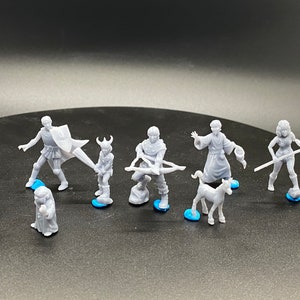 Heroes of the Realms (6 Klassen plus ein paar "Helfer"" / Dungeons and Dragons / Pathfinder / 5e / Cartoon / Monströse Begegnungen."