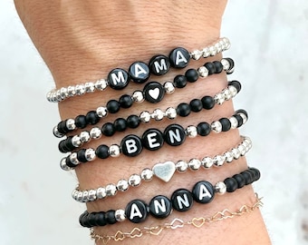 Benutzerdefinierte Perlen Namen Armband, personalisierte Wort Armband Stapel, Kinder Name Mama Armband Set, Weihnachtsgeschenk für sie, Freundschaftsarmbänder
