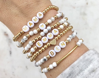 Aangepaste kralennaamarmband, gepersonaliseerde woordarmbandstapel, kindernaam stretcharmband, mama armbandset, cadeau nieuwe moeder, Moederdagcadeau