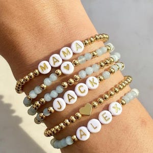 Custom Name Bracelet for Aunt – Personalized Beaded Stack with Niece or Nephew Names – Gold & Pastel Gift – Auntie Jewelry Gift Idea