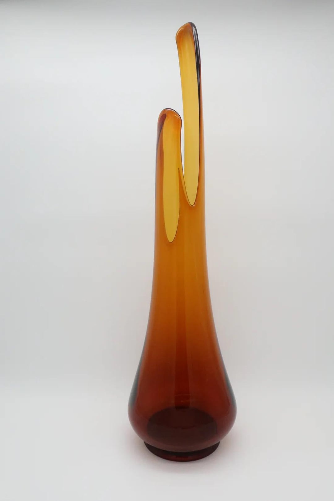 LE Smith Glass Rootbeer Smoothie Swung Vase - Etsy