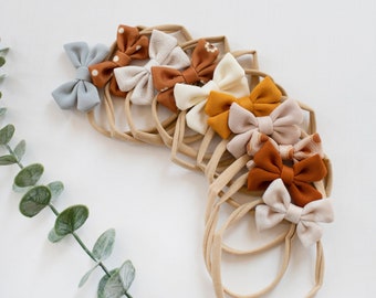 Baby Bow Headband Variety Pack: 10 Linen Mini Bows, Newborn Gift