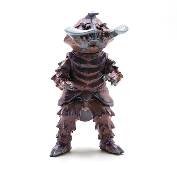 Antlar Kaiju Vinyl Figure - Custom Painted Bandai Ultraman Toy - Etsy