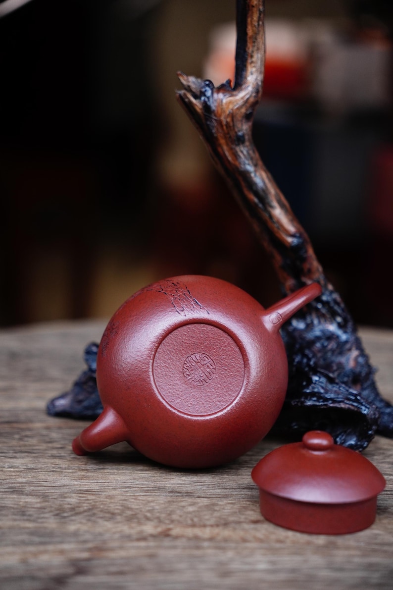 LetaoStudio Yixing Zisha Teapot - Thumbnail 4