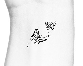Outline Butterfly Temporary Tattoo – Delicate Insect Body Art (1 x 1 1/2 inches)