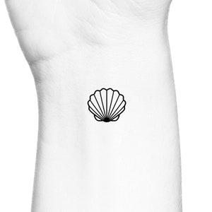 Seashell Outline Temporary Tattoo / Beach Sea Conch Shell Fake Tattoo / Cute Small Wrist Tattoo / Vacation Ankle Tattoo