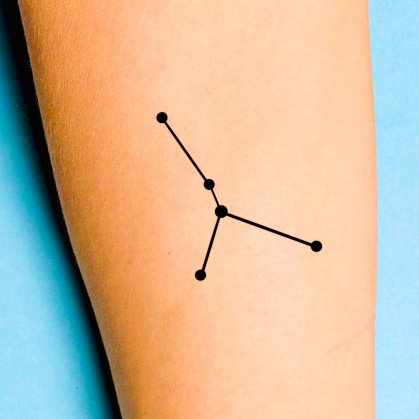 53 Captivating Zodiac Cancer Tattoos for Women that You'll Cherish