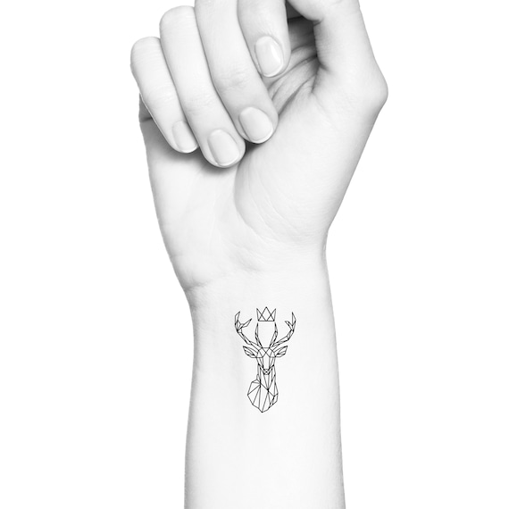 25 Captivating Deer Tattoo Ideas and Meanings