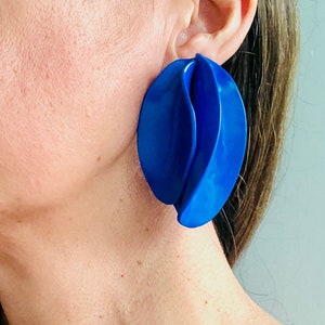 Blue Petal Earrings, flower Clay earrings, unique bold earring, gift mum, bold oversized earrings, Unique Geometric Edgy earrings image 2