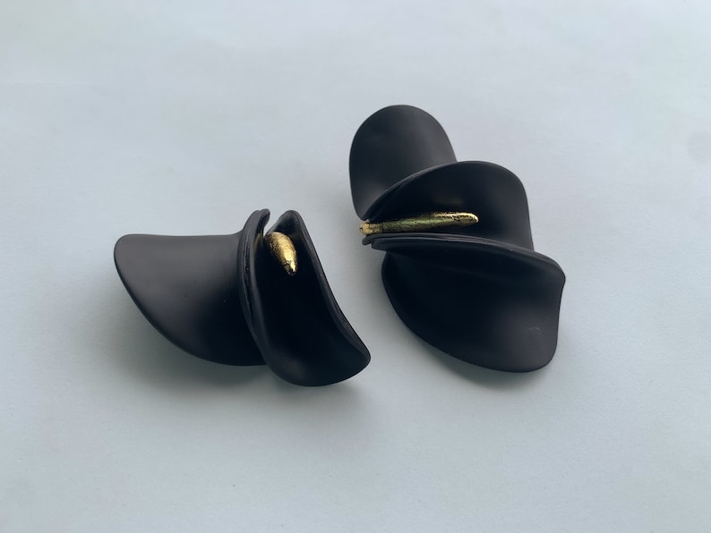 Handmade Black calla lily Earrings, Asymmetrical flower earrings ,unique bold earring, bold oversized earrings , lightweight studs image 6