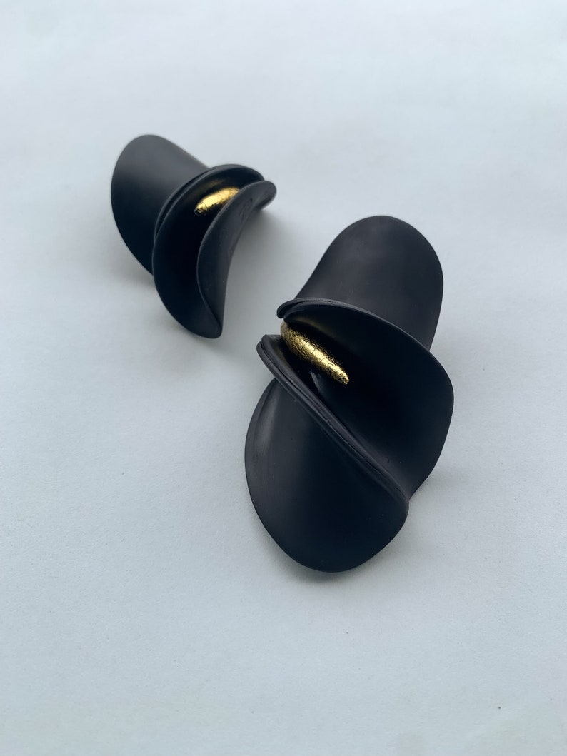 Handmade Black calla lily Earrings, Asymmetrical flower earrings ,unique bold earring, bold oversized earrings , lightweight studs image 3