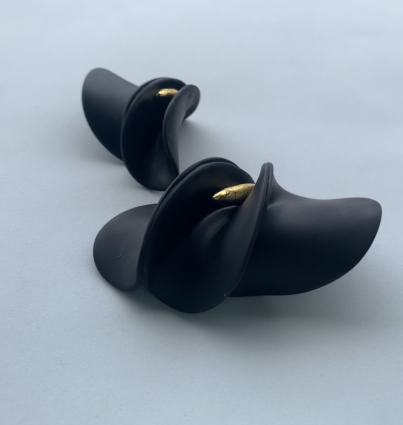 Handmade Black calla lily Earrings, Asymmetrical flower earrings ,unique bold earring, bold oversized earrings , lightweight studs image 2