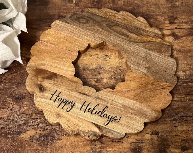 Personalized Wreath Shaped Cheese Board, Christmas Cheese Board