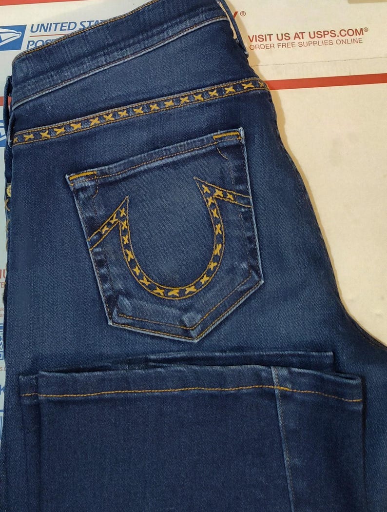 True Religion "Becca" X Style Size 28 Boot Cut Preowned Jeans image 10