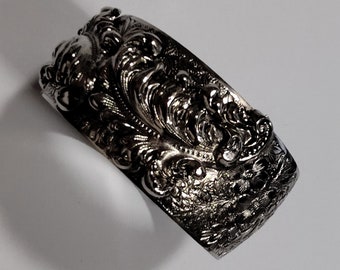 Vintage Silver tone Art Nouveau Wide Ornate Cuff Bracelet Rare Find