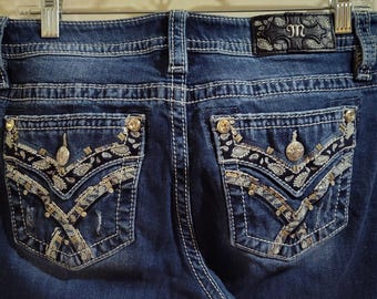 Miss Me Size 29 Embellished Embroidered Paisley Design Boot cut Pre-owned Jeans
