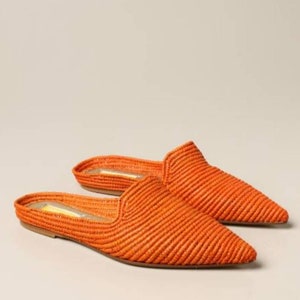 Moroccan handmade shoes made of natural raffia, and soles real leather.Handmade slip Raphia sandals femme  Raffia shoes women raffia mule