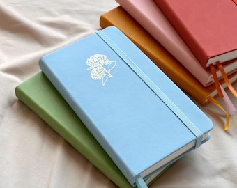 Floral Traveler's Notebook, Vegan Leather, 150gsm Thick Paper, Bullet Journal, Travel Sized Journal, 160 pages, Grid and Dot