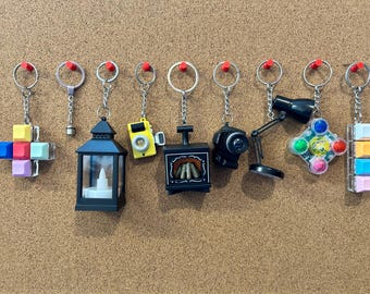 Large Novelty/Functioning Keyrings | Fidget Toy | Fireplace | Torch | Camera | Game | Quirky Accessories |