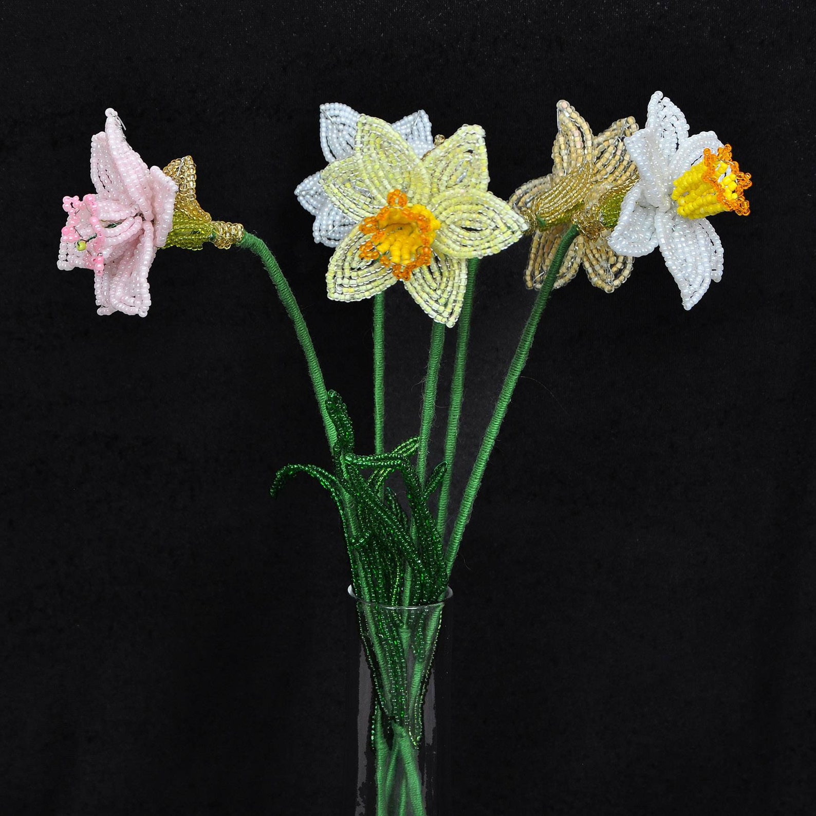 Beaded Daffodil Bridal Bouquet, Handcrafted Floral Gift - Etsy Beaded Daffodil Bridal Bouquet, Handcrafted Floral Gift - Etsy