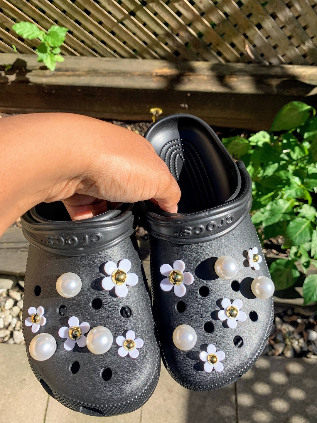 Luxury Daisy and Pearl Croc Clog Charms 14 Pc Sets in Black Etsy