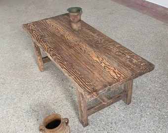 live edge coffee table , rustic coffee table , Living roöom table , wood table , wabi sabi table