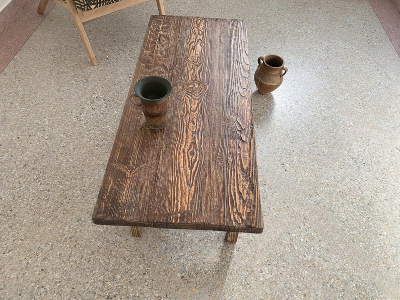 Live-Edge-Couchtisch, rustikaler Couchtisch, Wohnzimmertisch, Holztisch, Wabi-Sabi-Tisch Bild 8