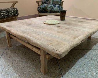 Quadratischer Couchtisch, Live-Edge-Tisch, niedriger Ess- und Couchtisch, Live-Edge-Bauernhausmöbel, recyceltes quadratisches Holz