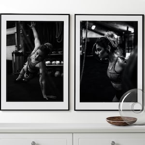 女性用ワークアウトポスター2枚セット、フィットネスウォールアート、フィットネスプリント、フレーム付きウォールアート、フィットネスガールモチベーション、ジムの壁装飾