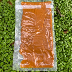 Sample Size*** Mushroom SPRING/SUMMER Bee Patty, mycelium patty, bee food, probiotic, vitamin enriched, queen energizer, honeybee food.