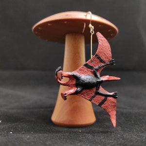 Pterodactyl Pterosaur Ohrringe - bronze mit schwarzen Akzenten und Goldfunden