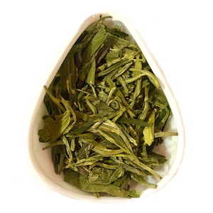 Long Jing Dragon Well Tea (Frühlingsernte), Ming Qian Long Jing, Long Jing lose Blatt, Premium chinesischer Tee, Teegeschenke