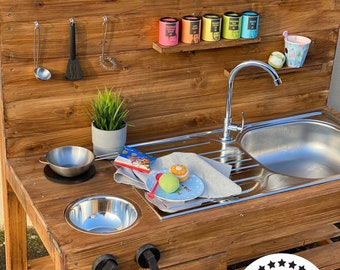 tommywood.de Outdoor wooden mud kitchen from Tommywood, play kitchen for the garden