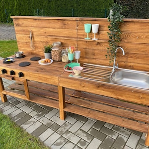 tommywood.de XXL outdoor mud kitchen from tommywood.de with stove, oven, sink and tap