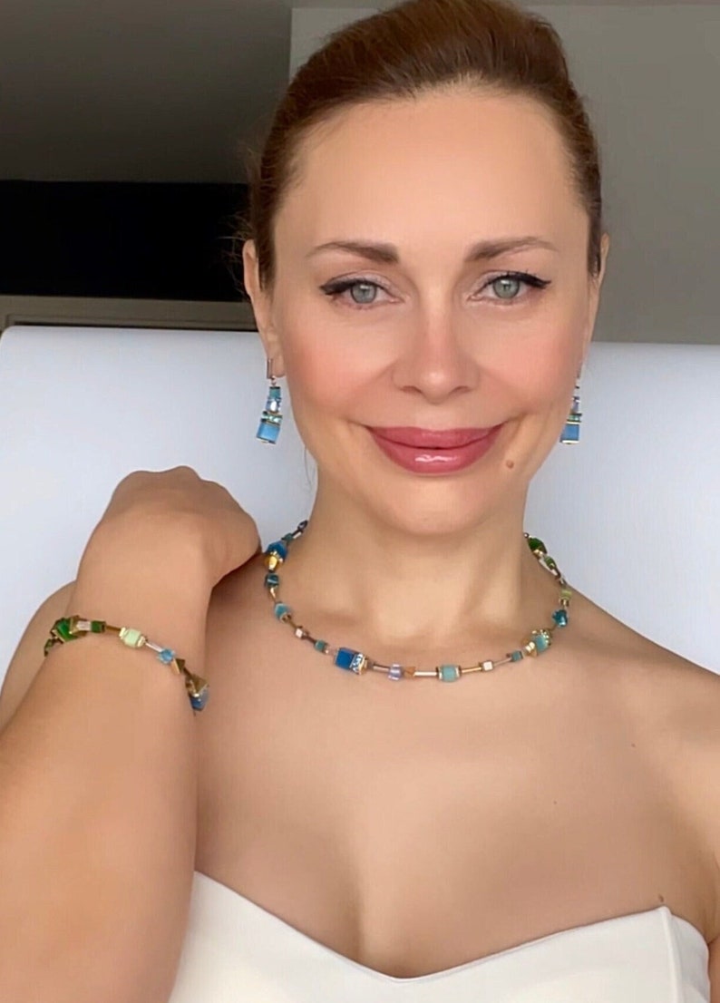 Parure collier avec pendentif, boucles d'oreilles et bracelet image 1