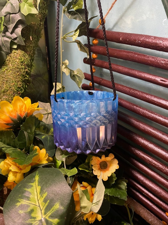 Big Guy Hanging Feeder - Custom Colors (Dishwasher Safe!) (Please Read Full Item Description)