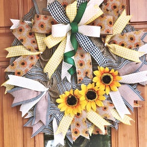 Handmade Sunflower Farmhouse-Style Wreath for Front Door Summer & Fall Sunflower Decor Rustic Country Sunflower Door Hanger