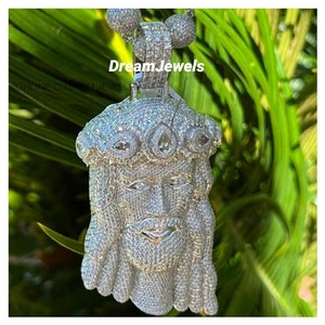 Custom Hand Made Jesus Pendant / Jesus/ Religiou/ CZ/Moissanite Round Diamond / 3D ice Out / Your Dream Pendant 925 Sterling Silver