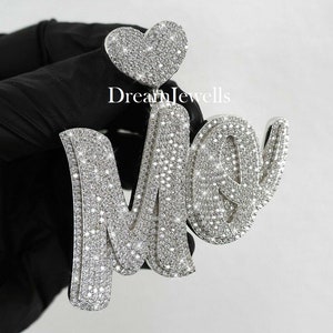 Carta personalizada MQ Cursiva Escritura Colgante / CZ / Moissanite Round Diamond / Hielo 3D / Su colgante de ensueño 925 Plata esterlina 2.5 pulgadas
