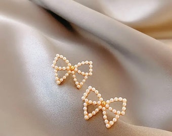 Pearl Bow Stud Earrings • Pearl Earrings